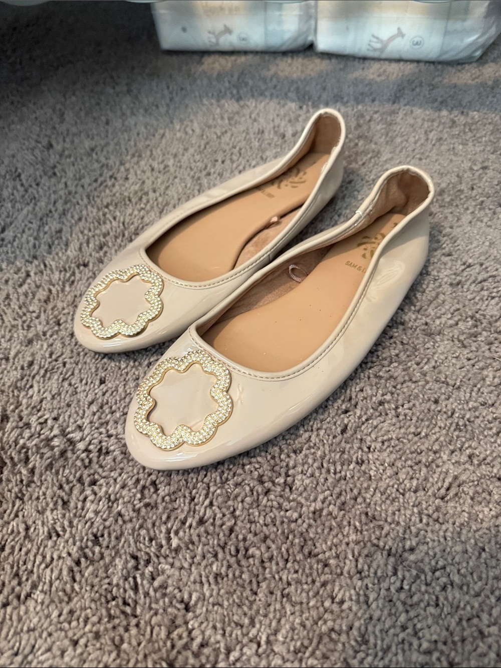 Sam & Libby Cream Patent Leather Floral Medallion Ballet Flats